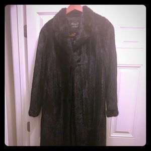 Beautiful Full Length Women’s Natural Black Mink